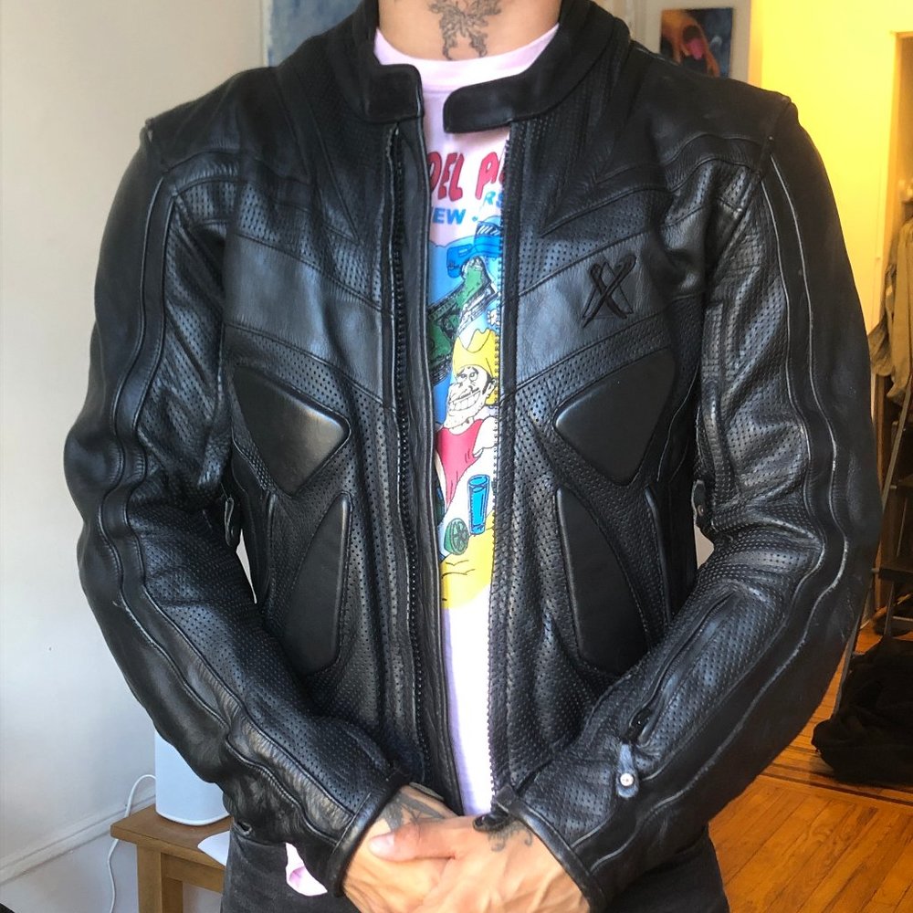 100% Leather Vintage Biker Jacket Size M/L